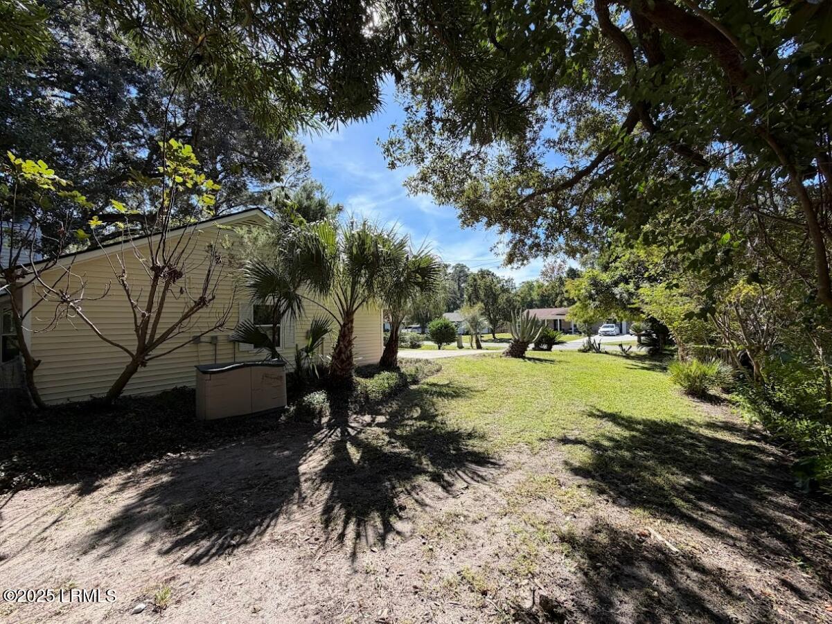 2221 State Rd S-7-490 Beaufort, SC 29902 - Photo 13 of 49 image (60)