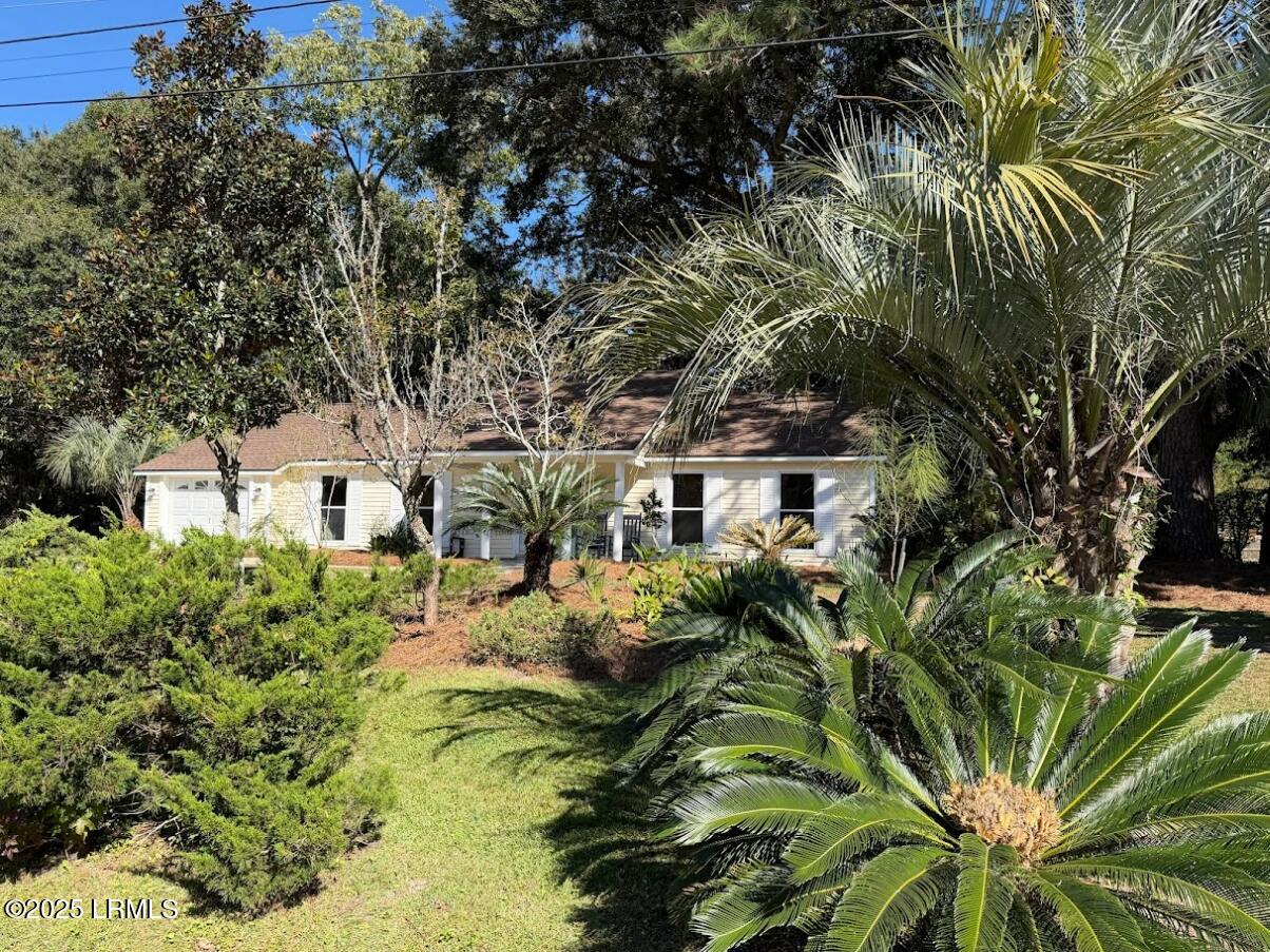 2221 State Rd S-7-490 Beaufort, SC 29902 - Photo 3 of 49 image (63)