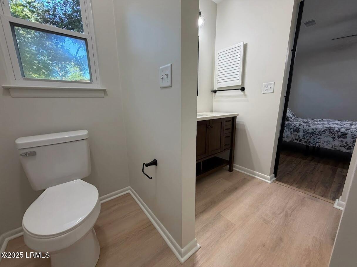 2221 State Rd S-7-490 Beaufort, SC 29902 - Photo 38 of 49 Master Ensuite