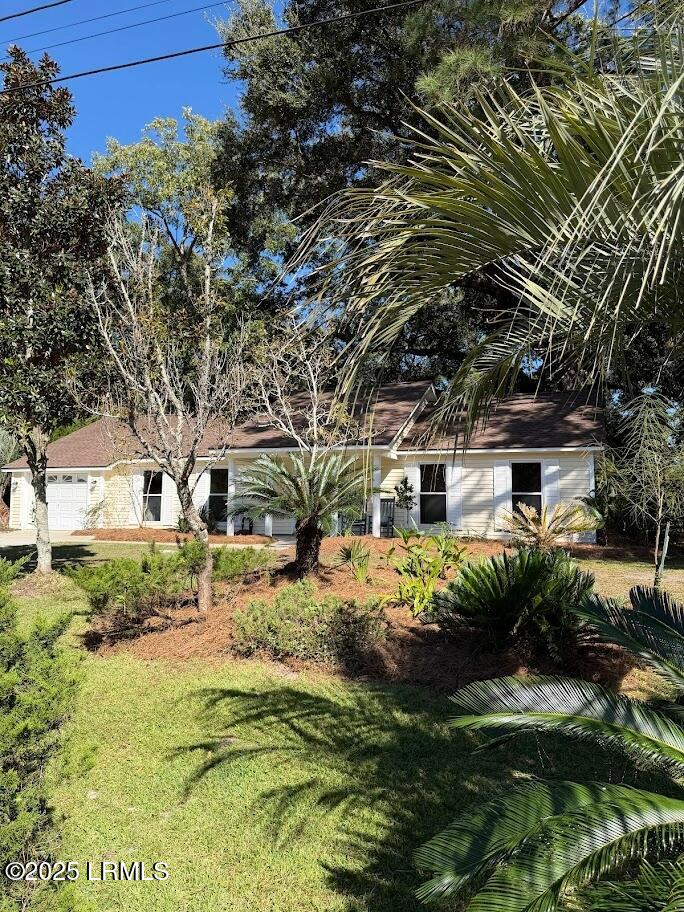 2221 State Rd S-7-490 Beaufort, SC 29902 - Photo 4 of 49 image (65)