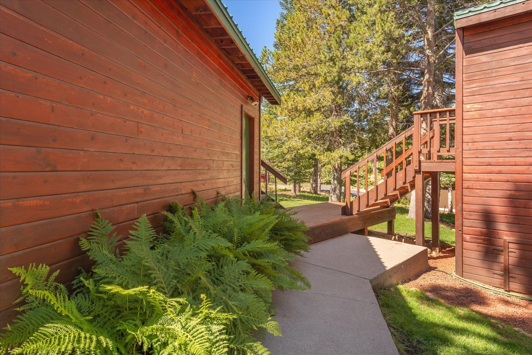 15009 Ski Slope Way Truckee, CA 96161 - Photo 22 of 28 a view of a pathway with a yard