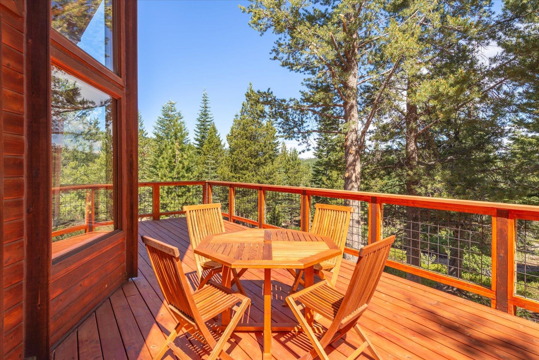 15009 Ski Slope Way Truckee, CA 96161 - Photo 3 of 28 a view of a two chairs in the balcony