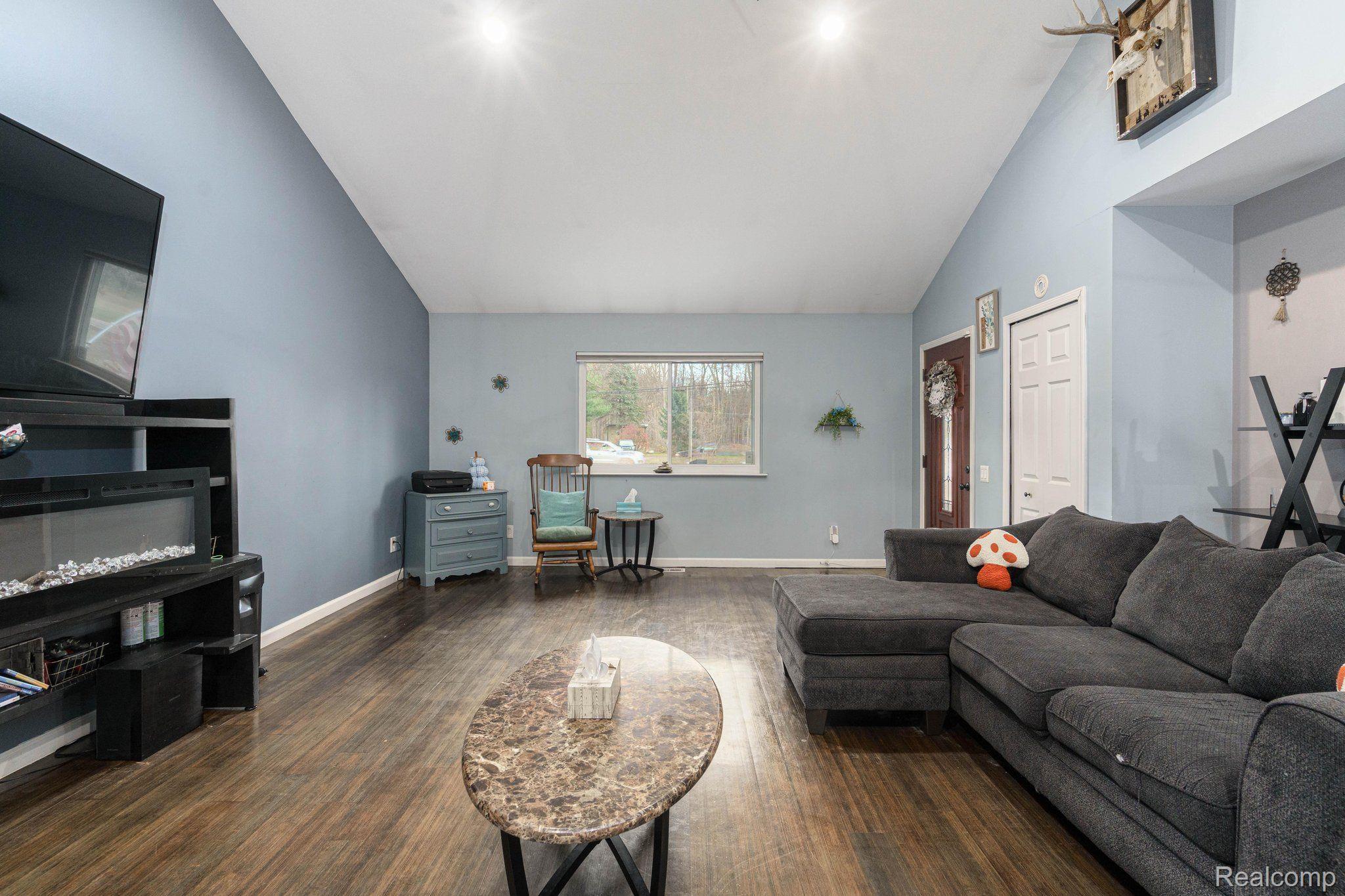 4885 Ormond Road White Lake, MI 48383 - Photo 10 of 30 Gallery Image 10