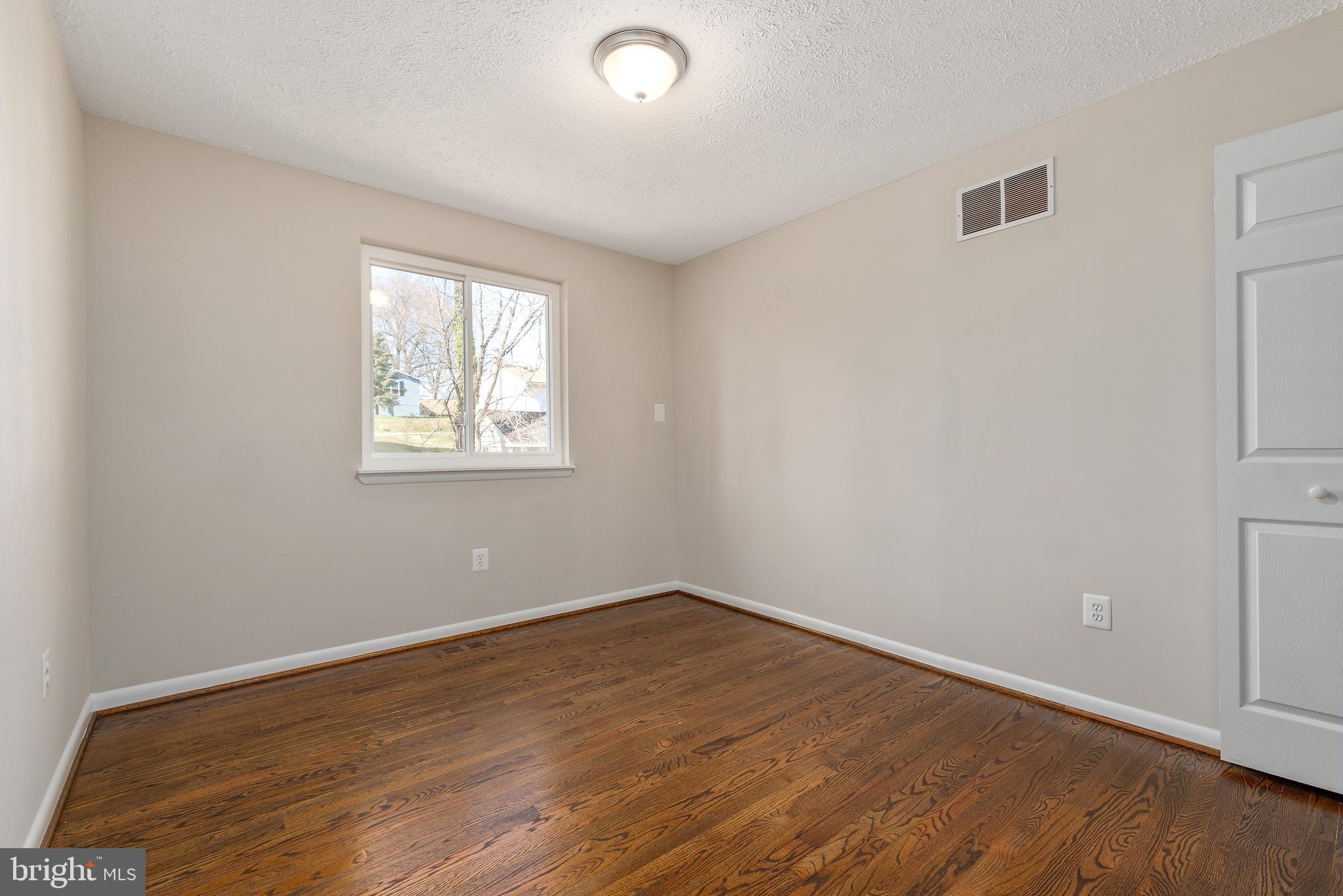 1634 Midland Road Edgewater, MD 21037 - Photo 15 of 30 Gallery Image 15