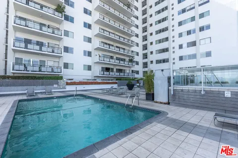 $1,149,000 | 1155 North La Cienega Boulevard, Unit 509, West Hollywood, CA 90069
