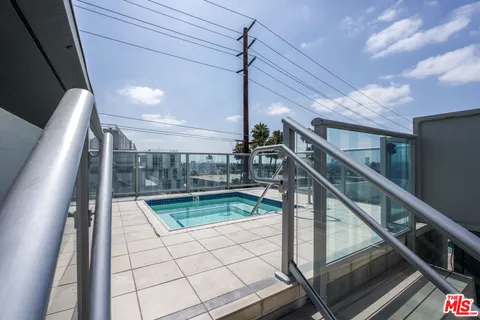 $1,149,000 | 1155 North La Cienega Boulevard, Unit 509, West Hollywood, CA 90069