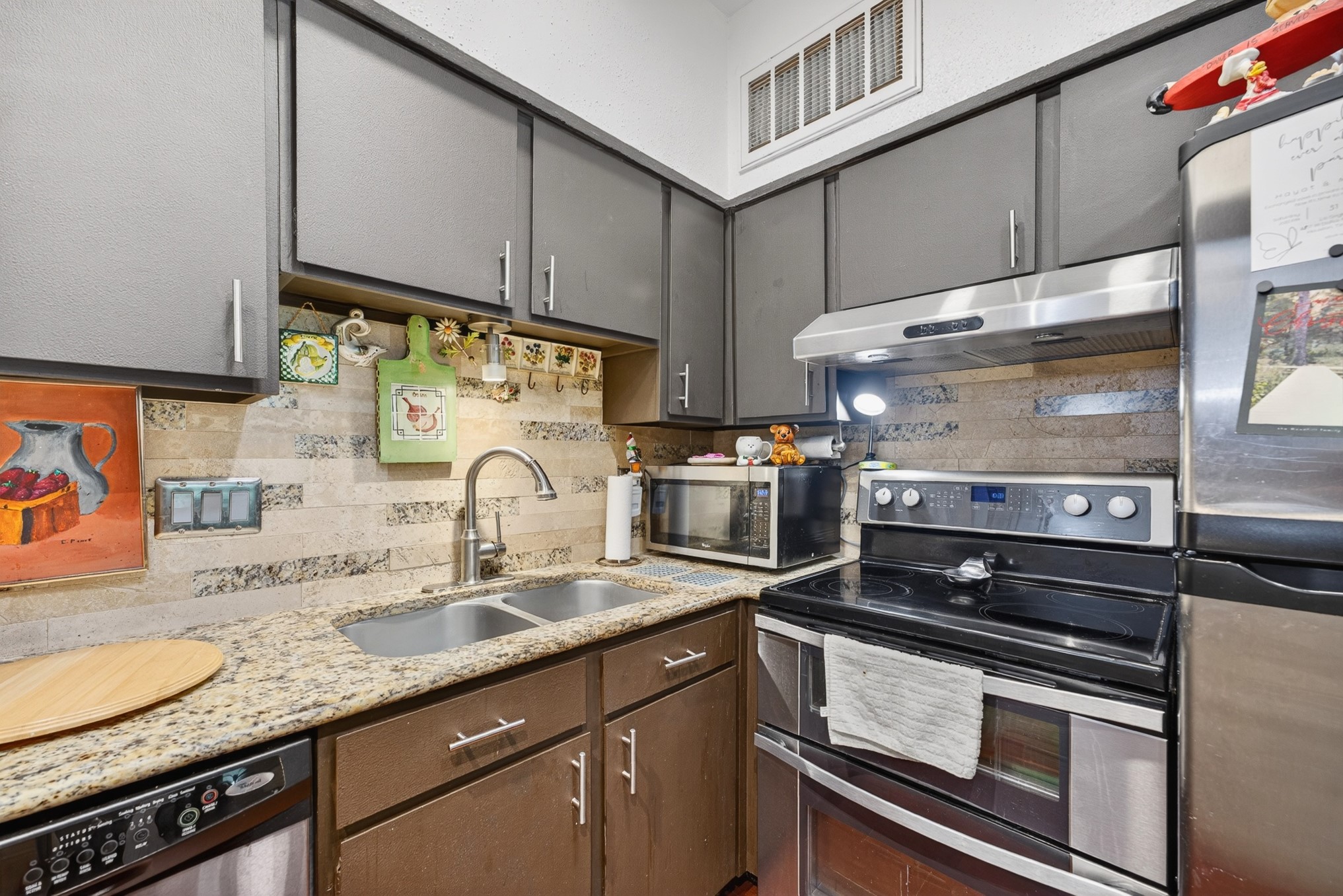 2100 Tanglewilde Street, Unit 225 Houston, TX 77063 - Photo 16 of 36
