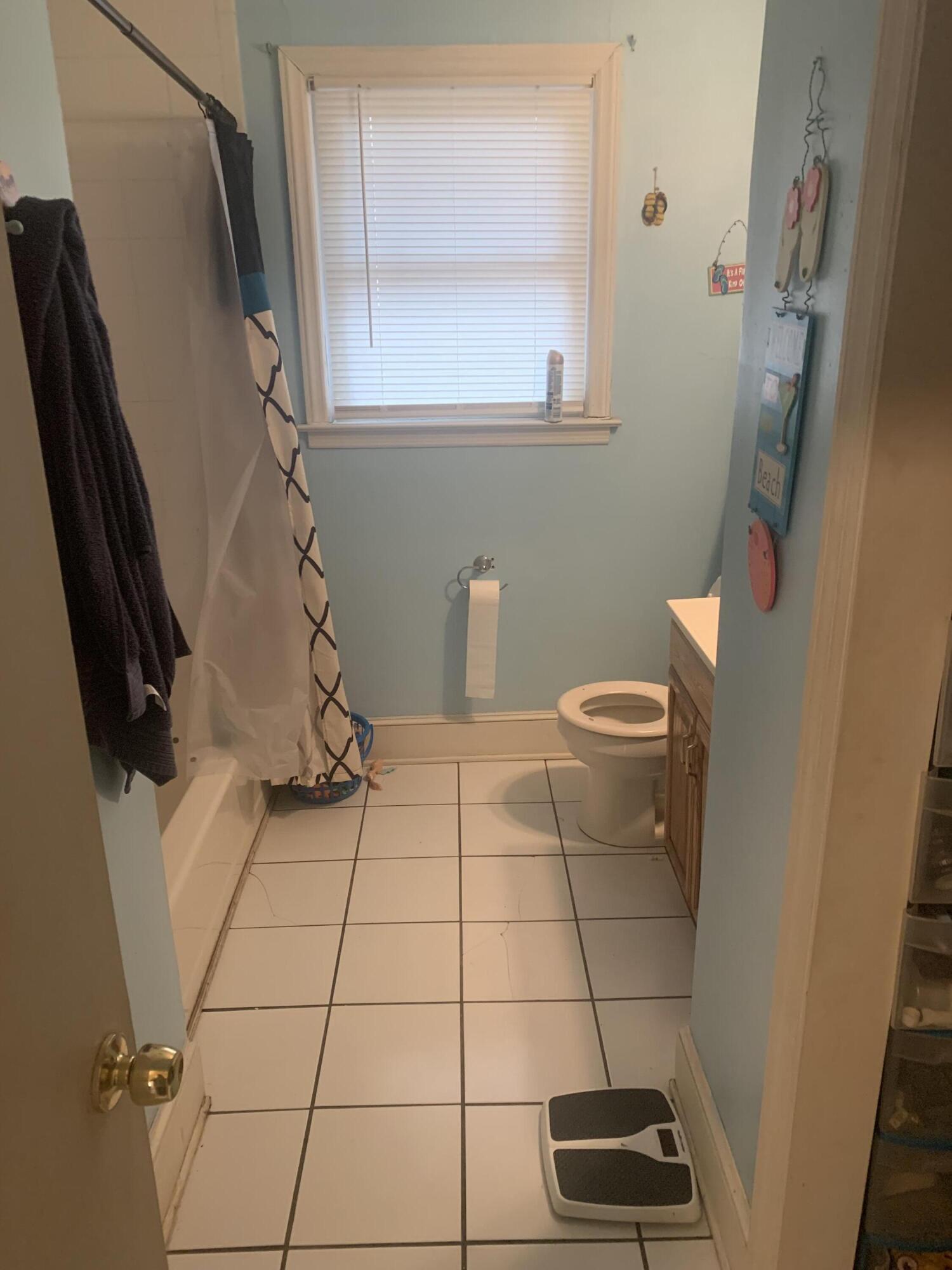 302 Pineland Road Walterboro, SC 29488 - Photo 22 of 26 302 pineland 3