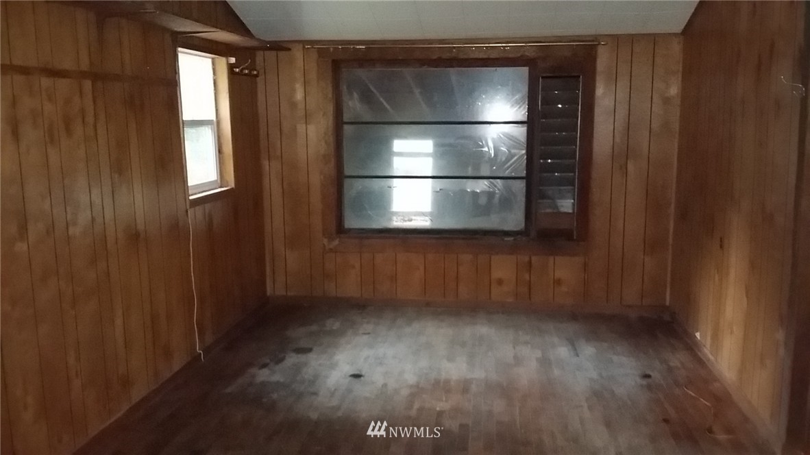 4000 Long Lake Road Southeast Port Orchard, WA 98366 - Photo 6 of 10 Gallery Image 6