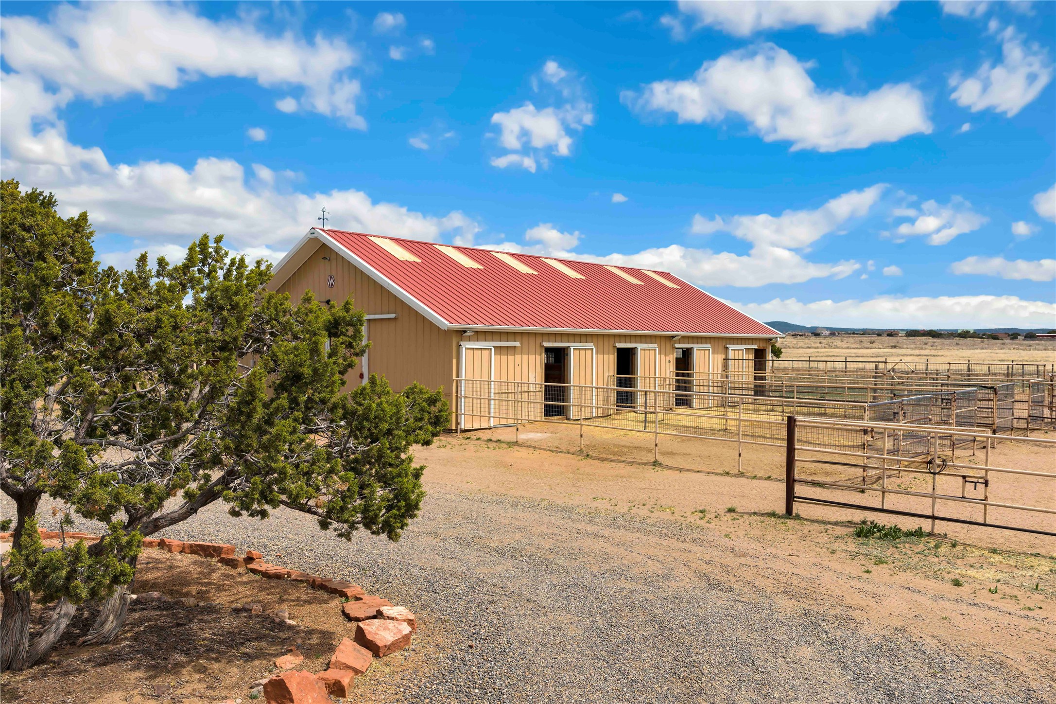 133 Jacinto Road Santa Fe, NM 87508 - Photo 29 of 46 View of barn from side yard