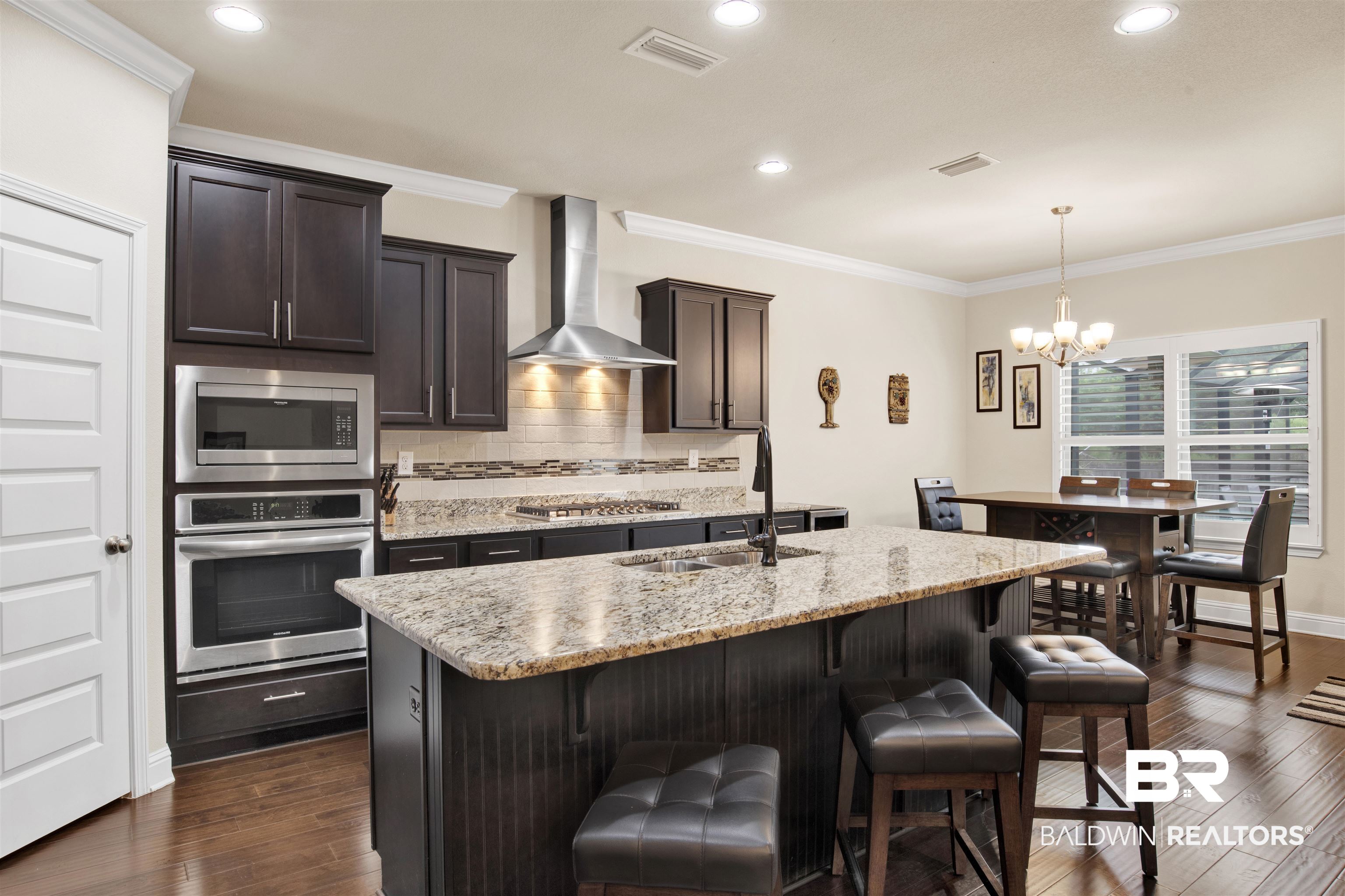 4196 Inverness Circle Gulf Shores, AL 36542 - Photo 13 of 43 Kitchen
