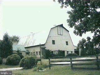335 Roberts Road Littlestown, PA 17340 - Photo 4 of 4