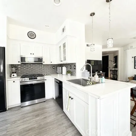 $3,100 | 24116 Victoria, Unit 61, Valencia, CA 91355