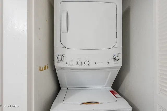 $344,400 | 16 West Loma Vista Drive, Unit 104, Tempe, AZ 85282