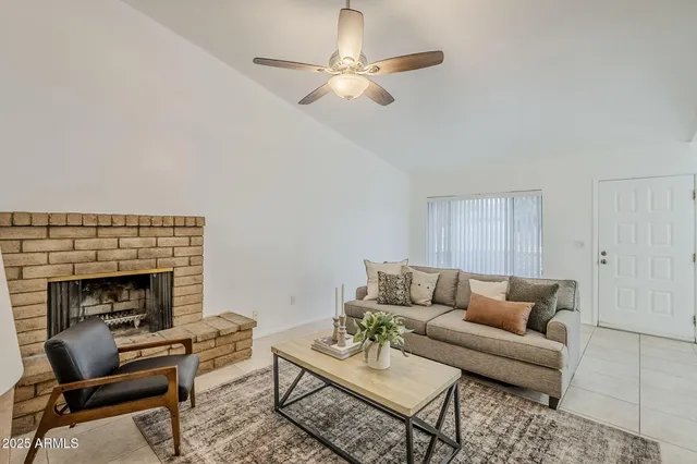 $344,400 | 16 West Loma Vista Drive, Unit 104, Tempe, AZ 85282