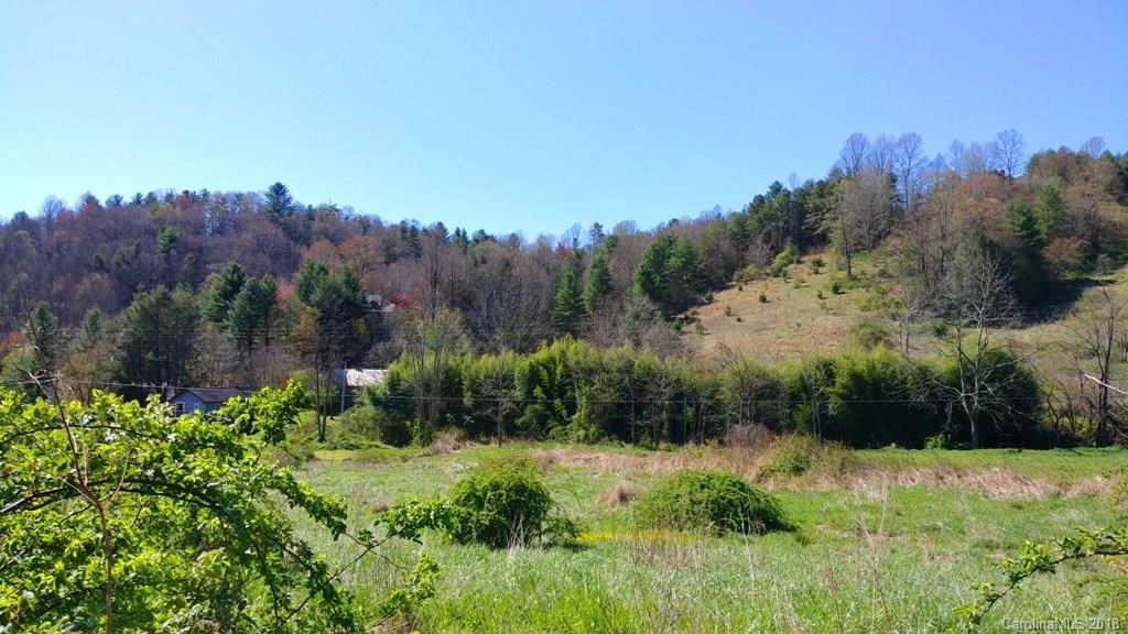 4 Sutton Town Road, Unit 4 Waynesville, NC 28785 - Photo 5 of 11