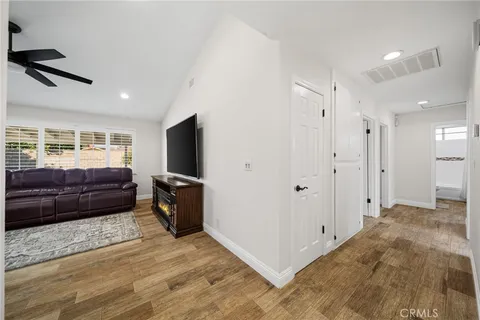 $624,999 | 6113 Riverside Avenue, Rialto, CA 92377