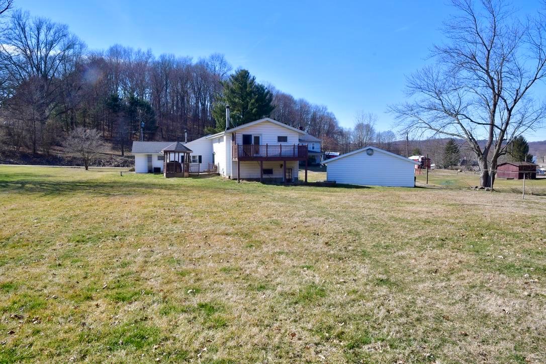 8950 Black Run Road Nashport, OH 43830 - Photo 32 of 35