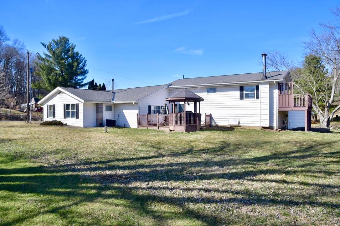 8950 Black Run Road Nashport, OH 43830 - Photo 5 of 35