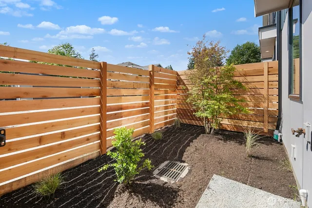 a view of a back yard of the house
