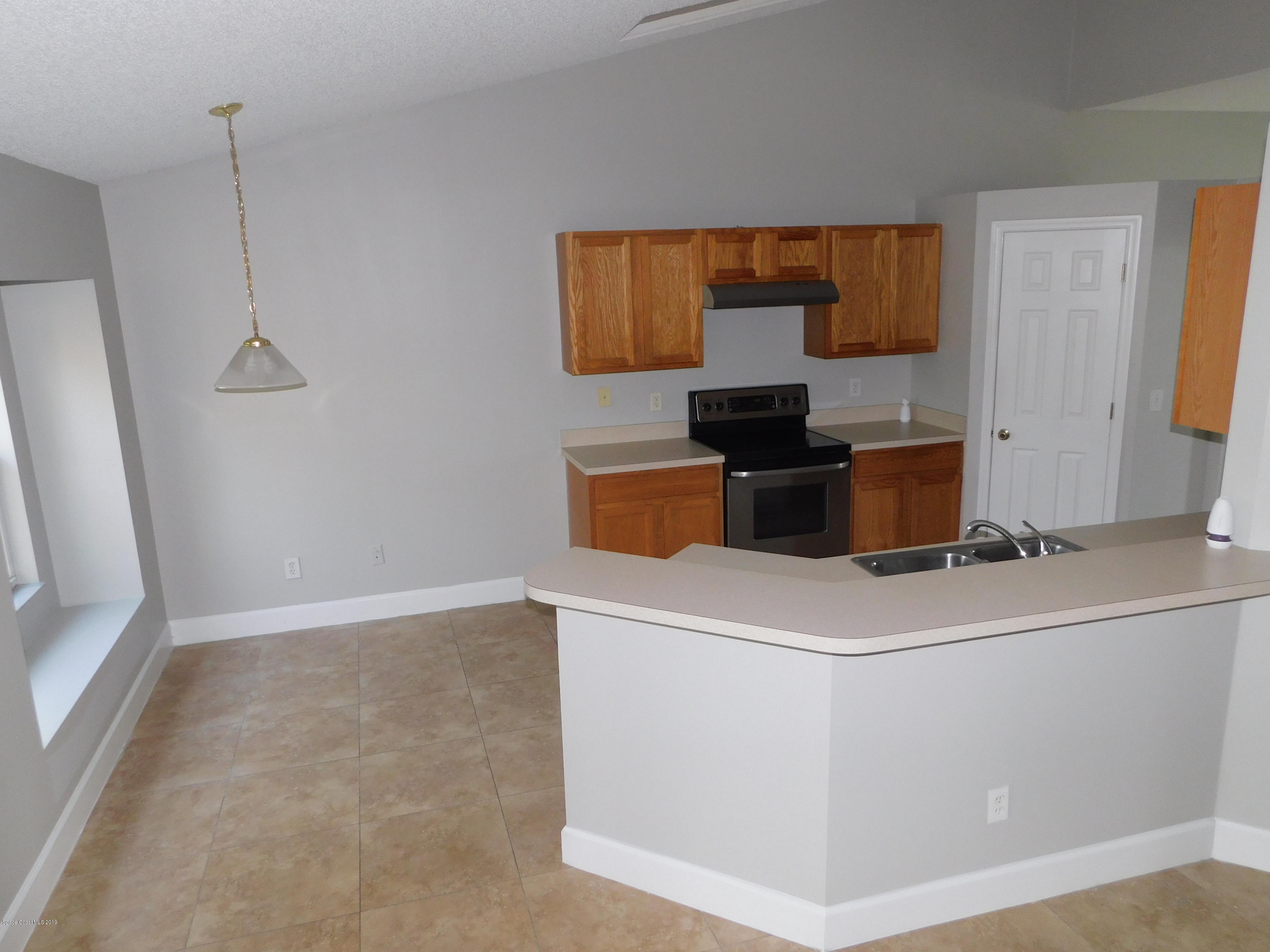 423 Oakmon 009