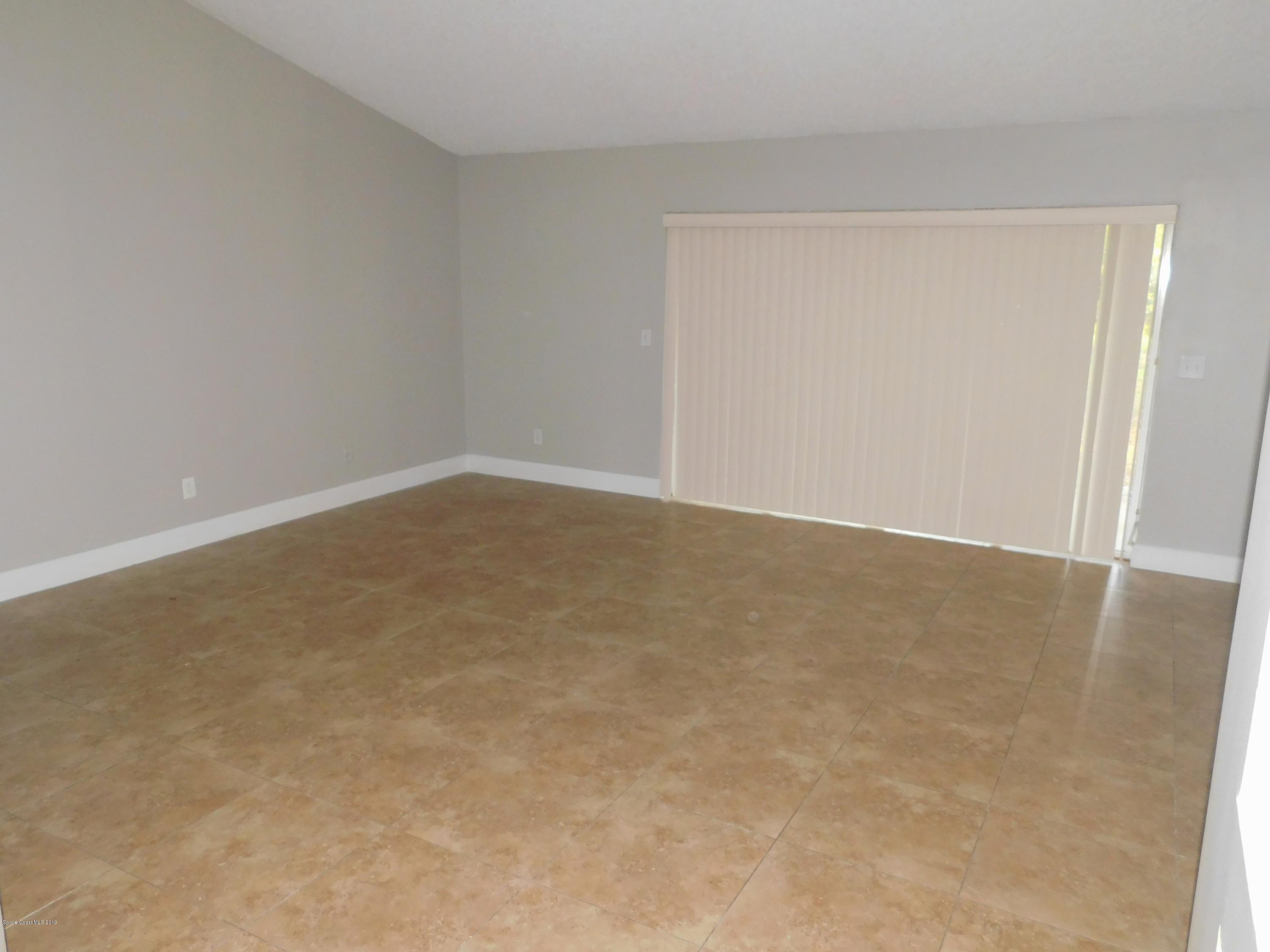 423 Oakmon 008