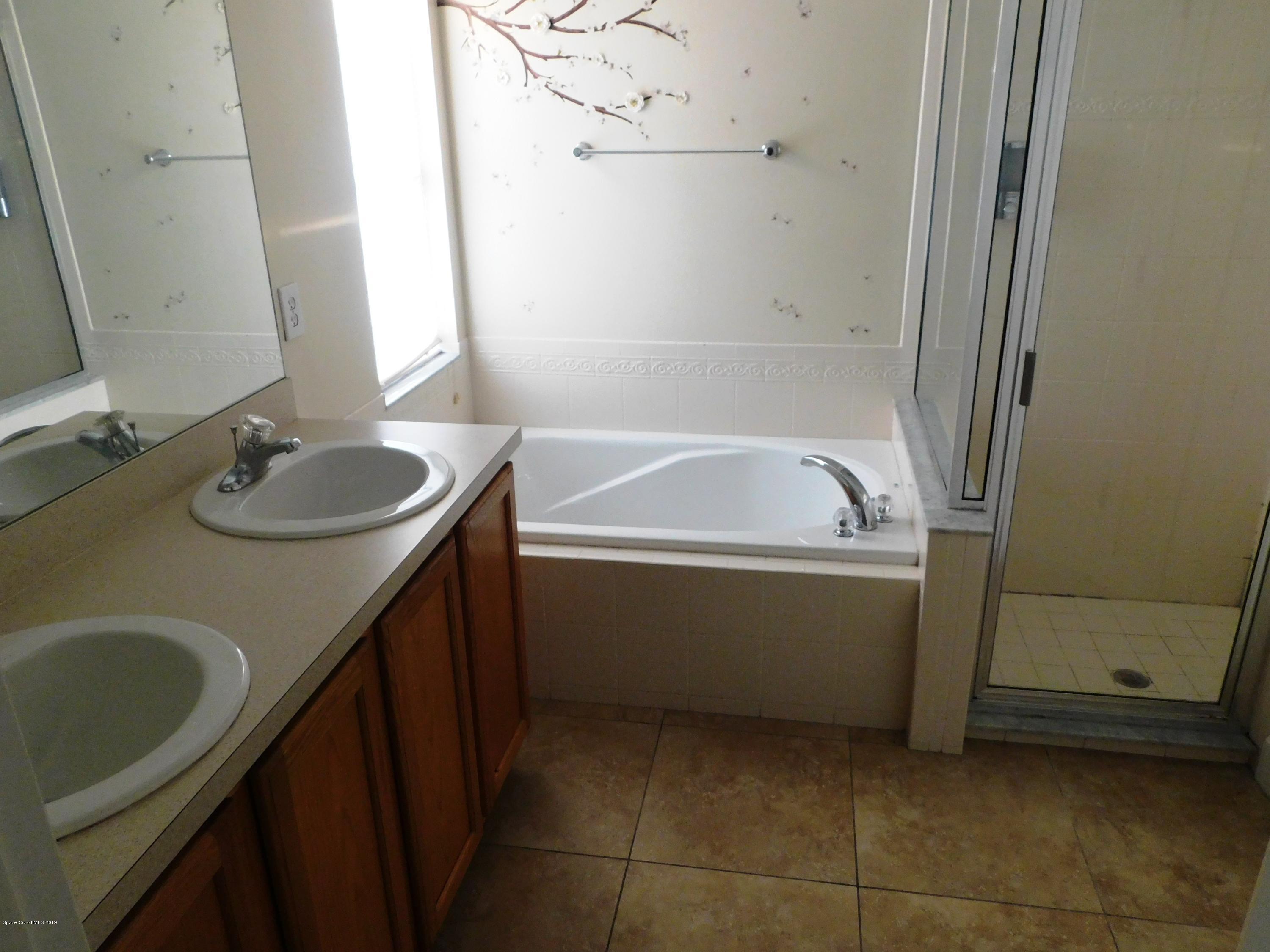 423 Oakmon Road Southwest Palm Bay, FL 32908 - Photo 9 of 10 423 Oakmon 003