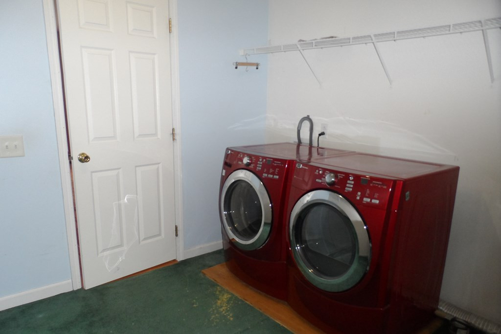 1353 Cumberland Head Road Plattsburgh, NY 12901 - Photo 15 of 20 Gallery Image 15