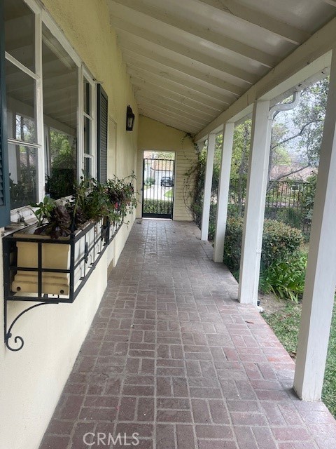 1637 Rodeo Road Arcadia, CA 91006 - Photo 4 of 29