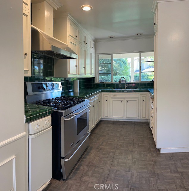 1637 Rodeo Road Arcadia, CA 91006 - Photo 7 of 29