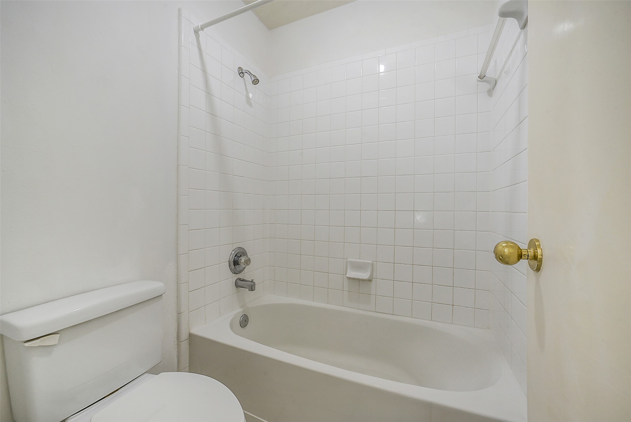 3502 Sweetspire Road Katy, TX 77449 - Photo 24 of 30 A tub-shower combination provides versatility for both quick routines and relaxing baths.