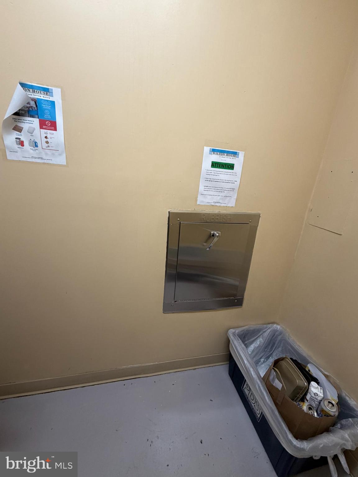 2726 Gallows Road, Unit 417 Vienna, VA 22180 - Photo 26 of 28 Trash chute