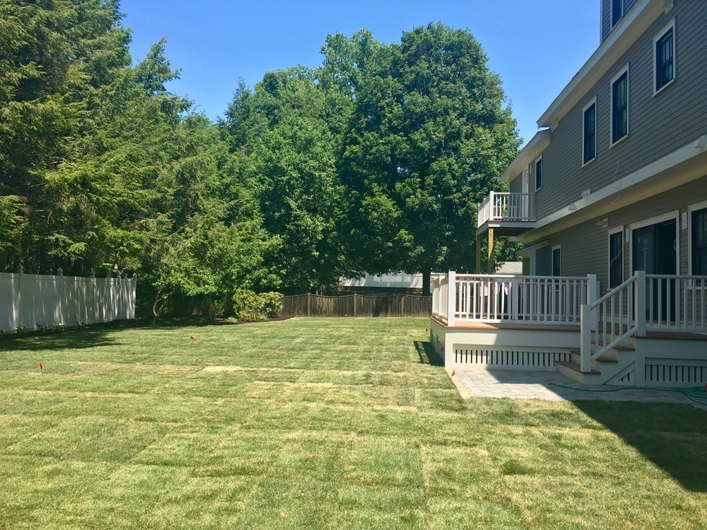 5 York Road Winchester, MA 01890 - Photo 11 of 12 Gallery Image 11