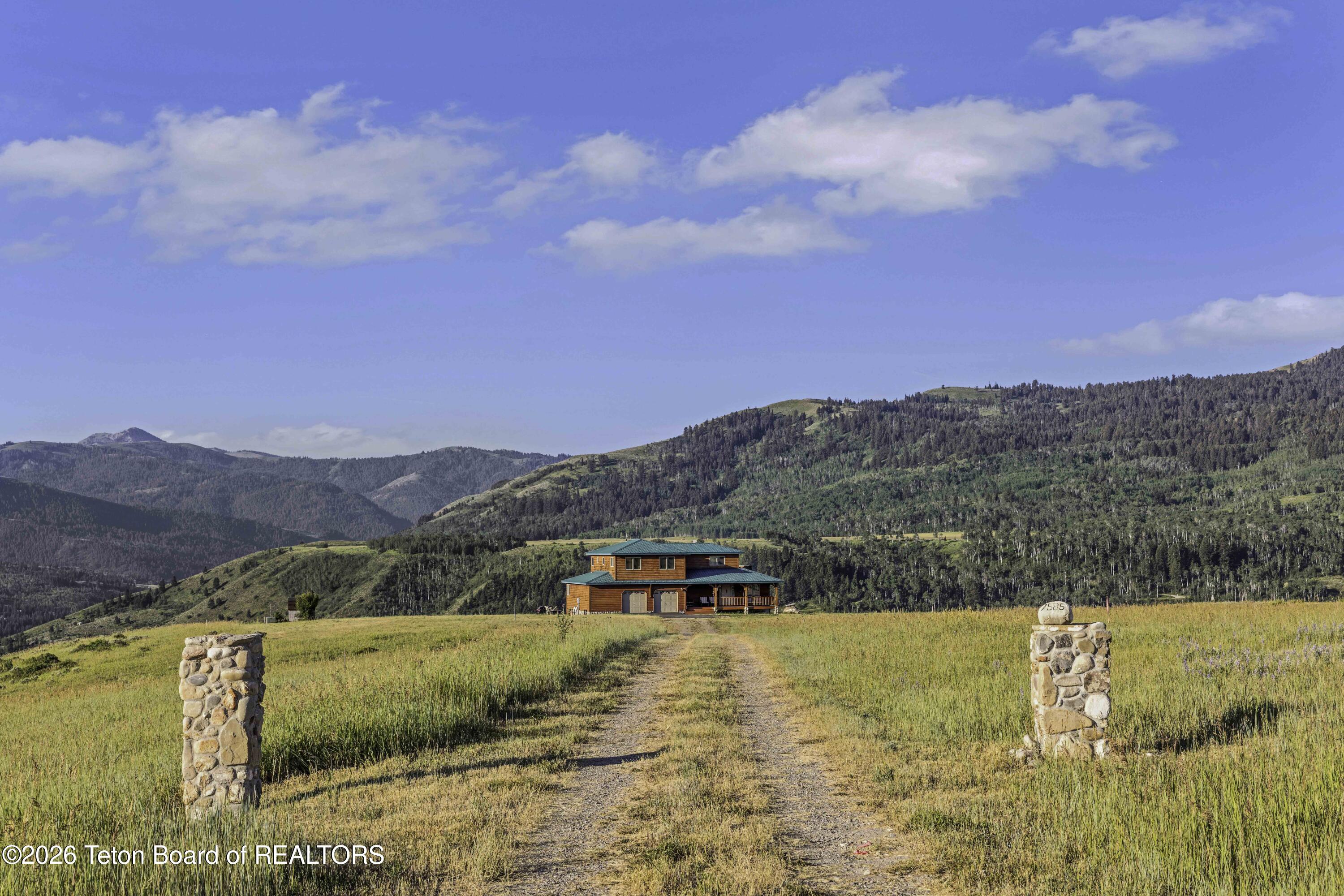 7585 South Squaw Creek Road Jackson, WY 83001 - Photo 16 of 26 7585 S Squaw Creek