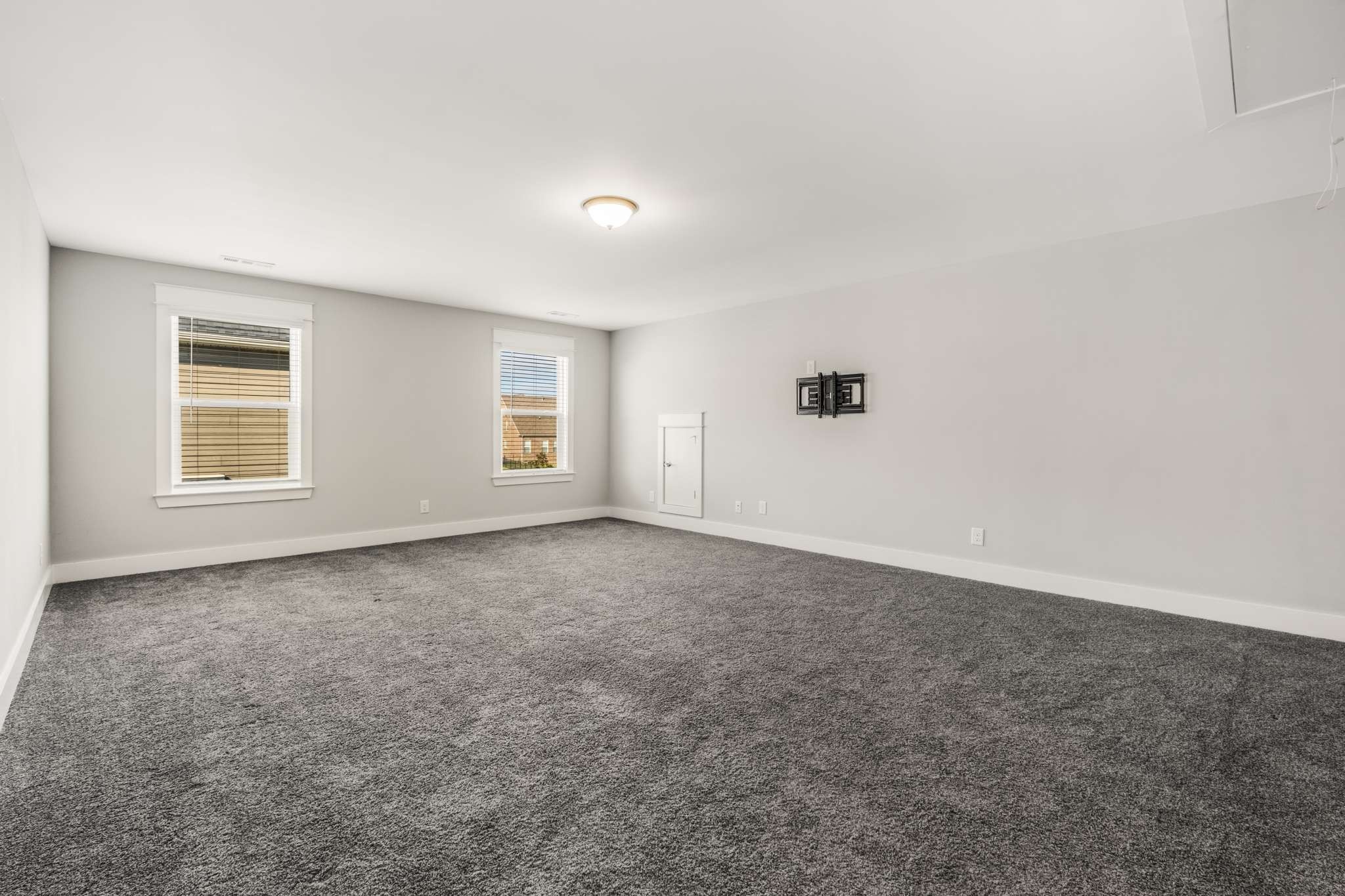 445 RANGELAND Road Spring Hill, TN 37174 - Photo 29 of 55 an empty room with windows