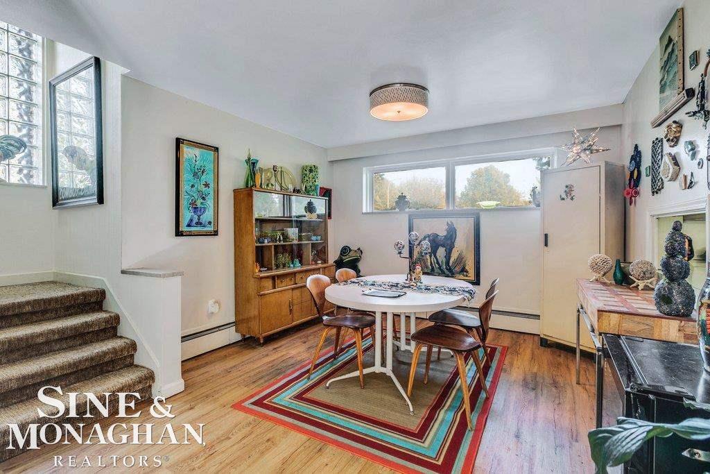 567 Middlesex Road Grosse Pointe, MI 48230 - Photo 17 of 30 50058365-16.JPG