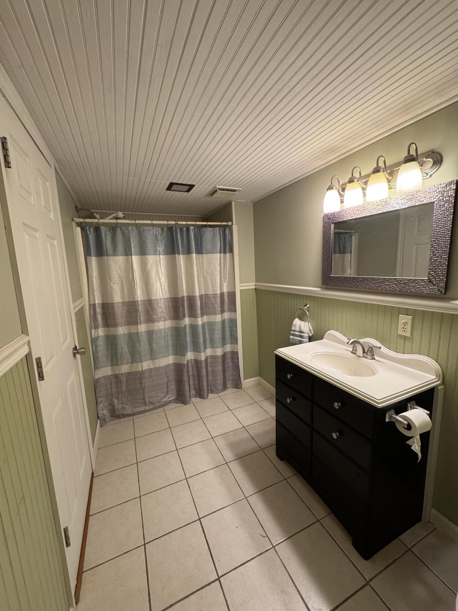 55 Maple Street Rouses Point, NY 12979 - Photo 18 of 34