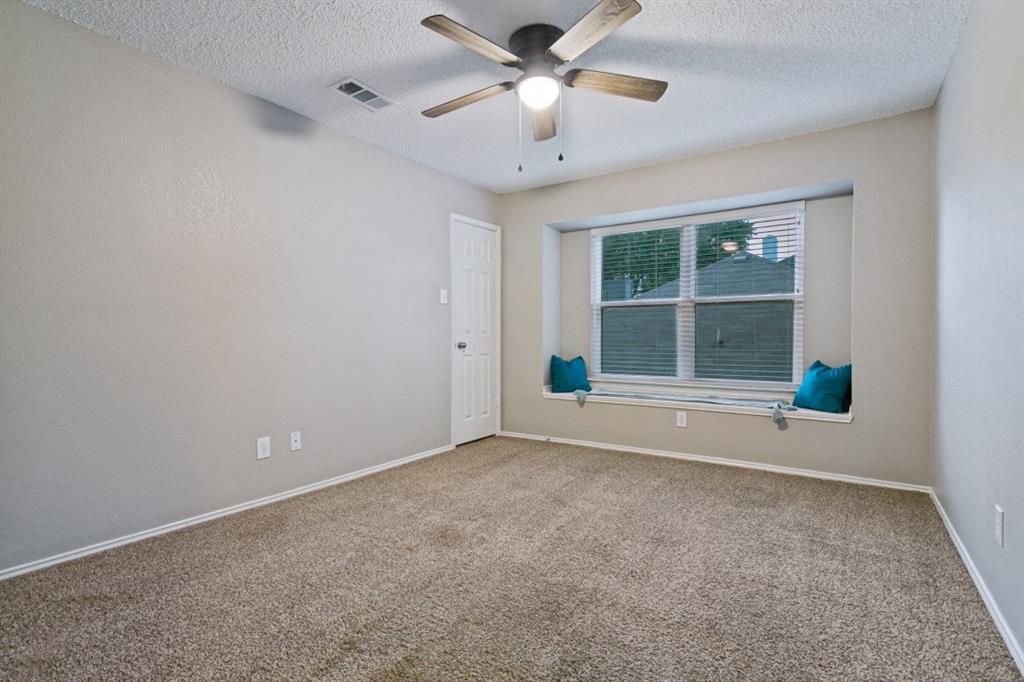 2801 Waverly Road Flower Mound, TX 75028 - Photo 18 of 28