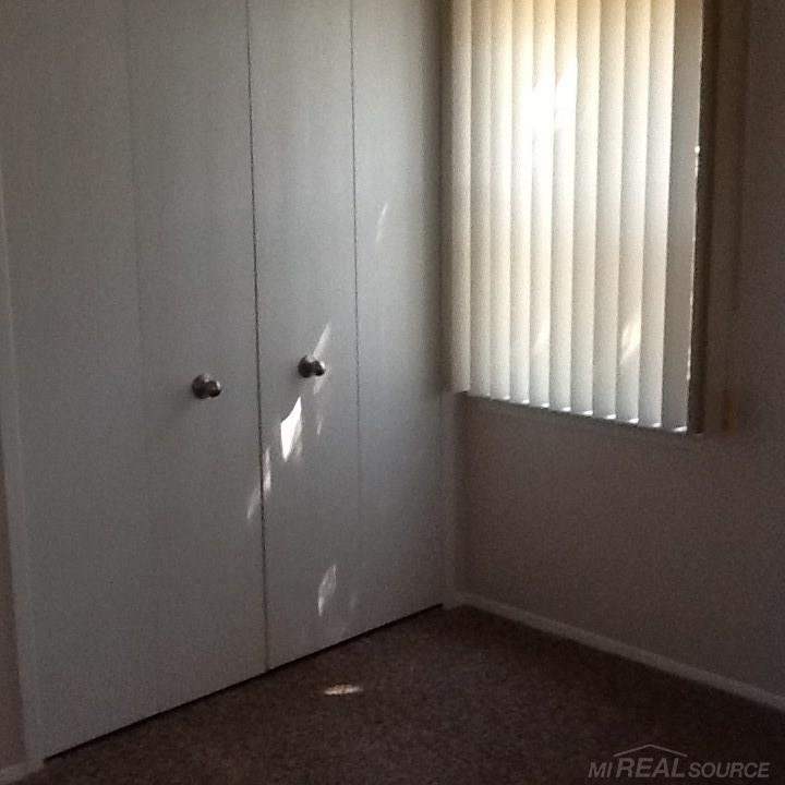 1613 O'Neil Circle, Unit 111 Rochester Hills, MI 48307 - Photo 21 of 33
