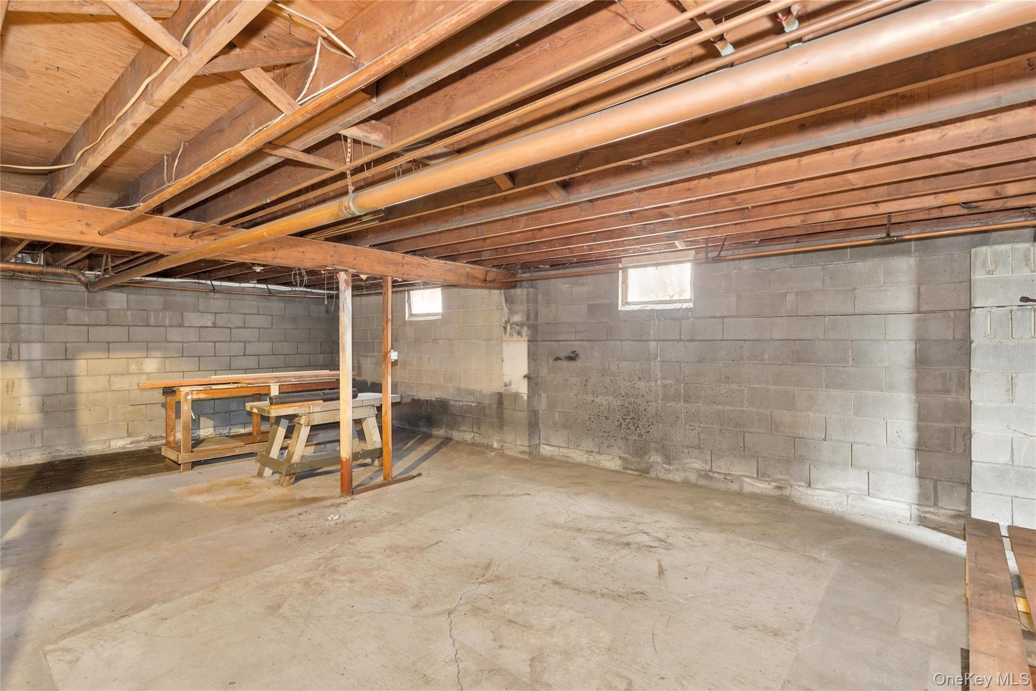 4 East Rampasture Road Hampton Bays, NY 11946 - Photo 20 of 34