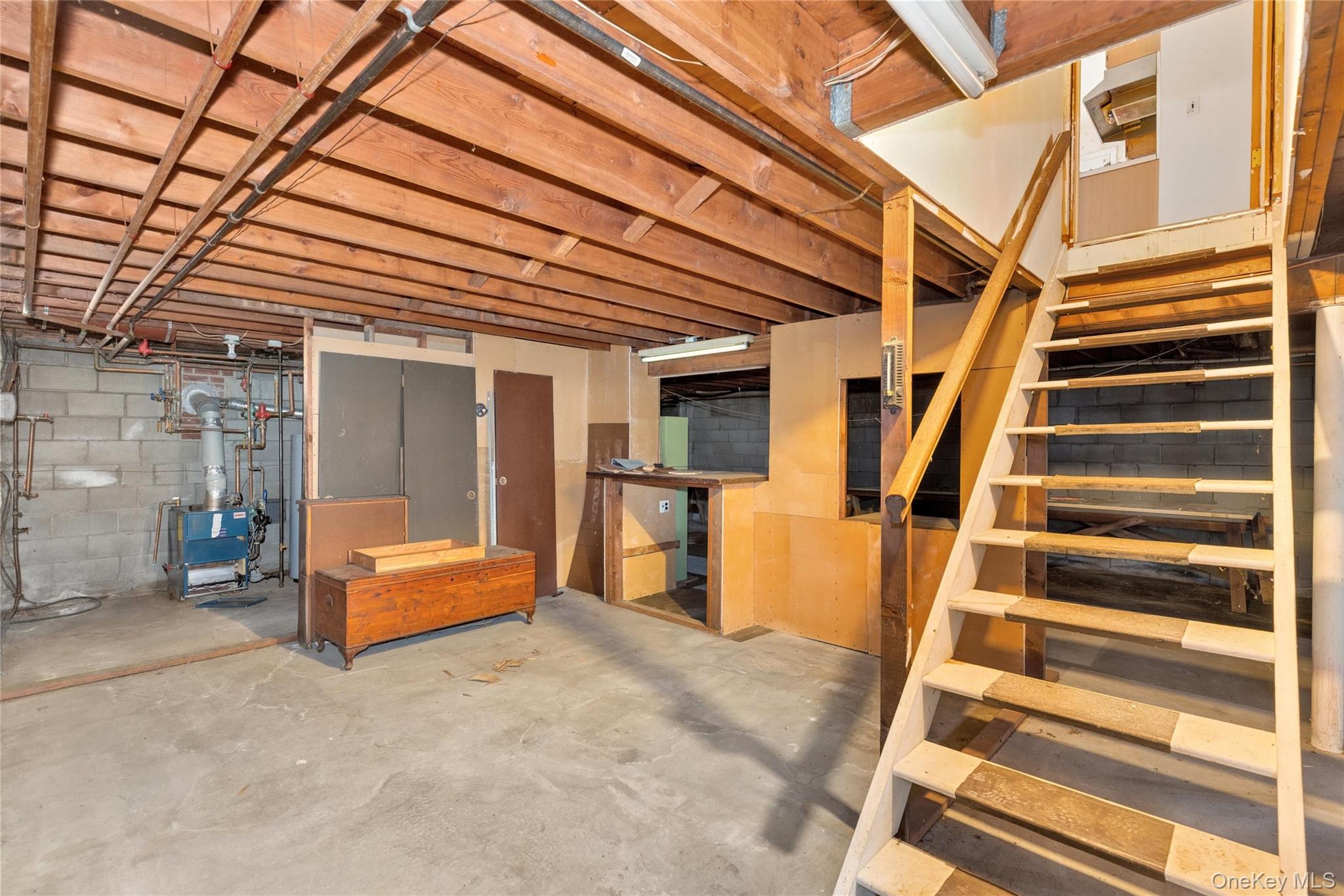 4 East Rampasture Road Hampton Bays, NY 11946 - Photo 21 of 34