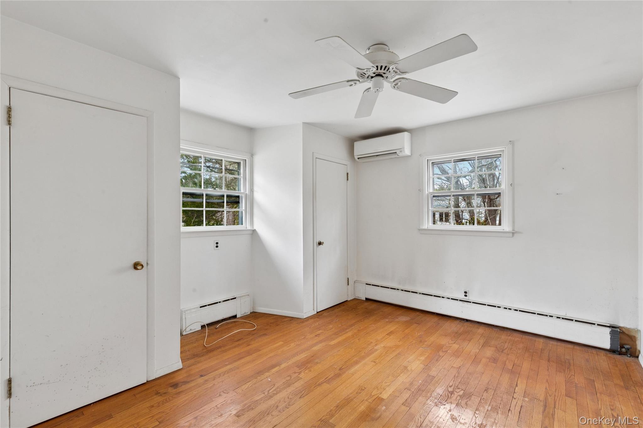 4 East Rampasture Road Hampton Bays, NY 11946 - Photo 8 of 34