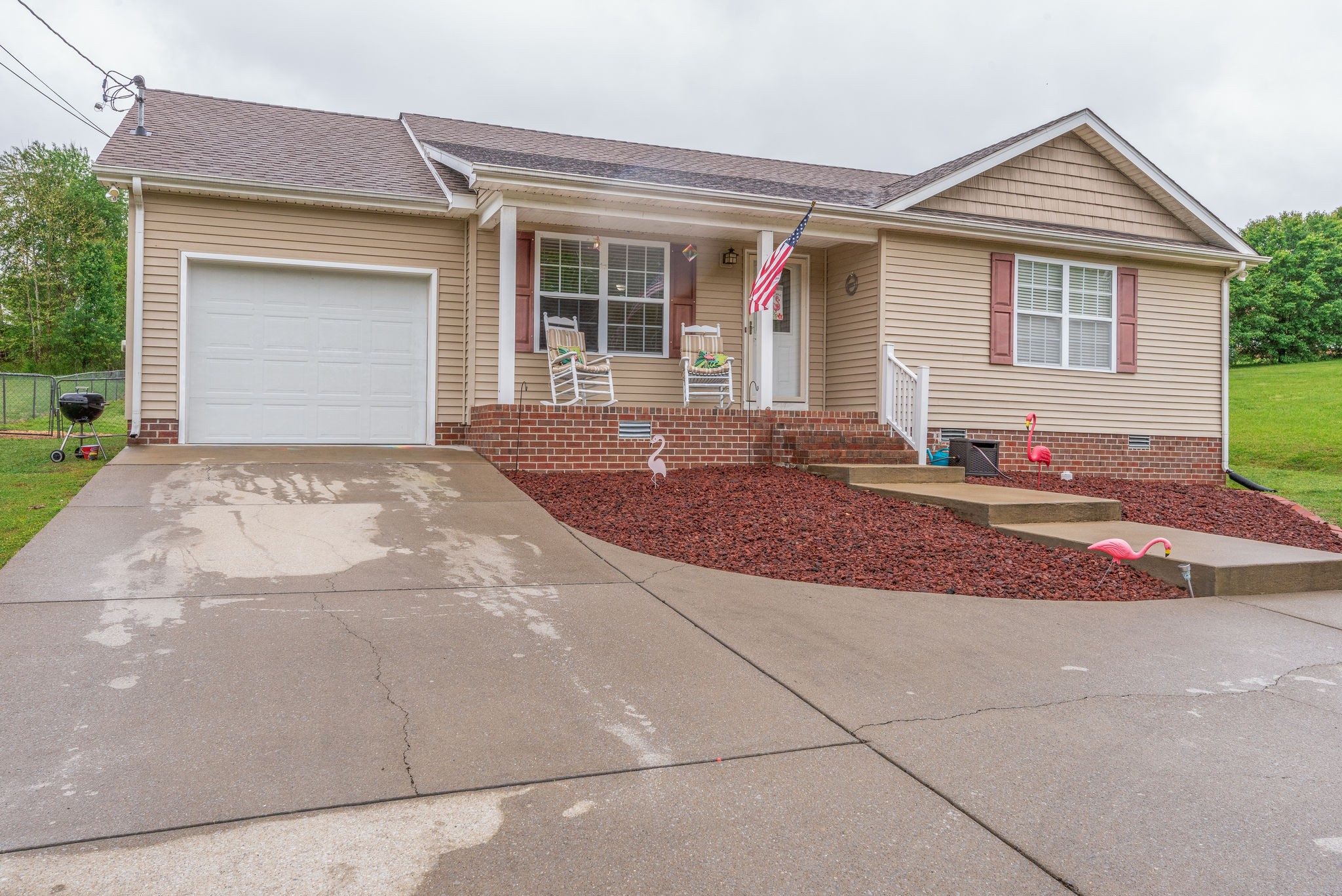 1008 Creek Bottom Road White Bluff, TN 37187 - Photo 3 of 27 Gallery Image 3