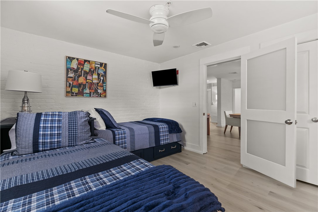 426 Spring Street, Unit B101 Newport, RI 02840 - Photo 13 of 26