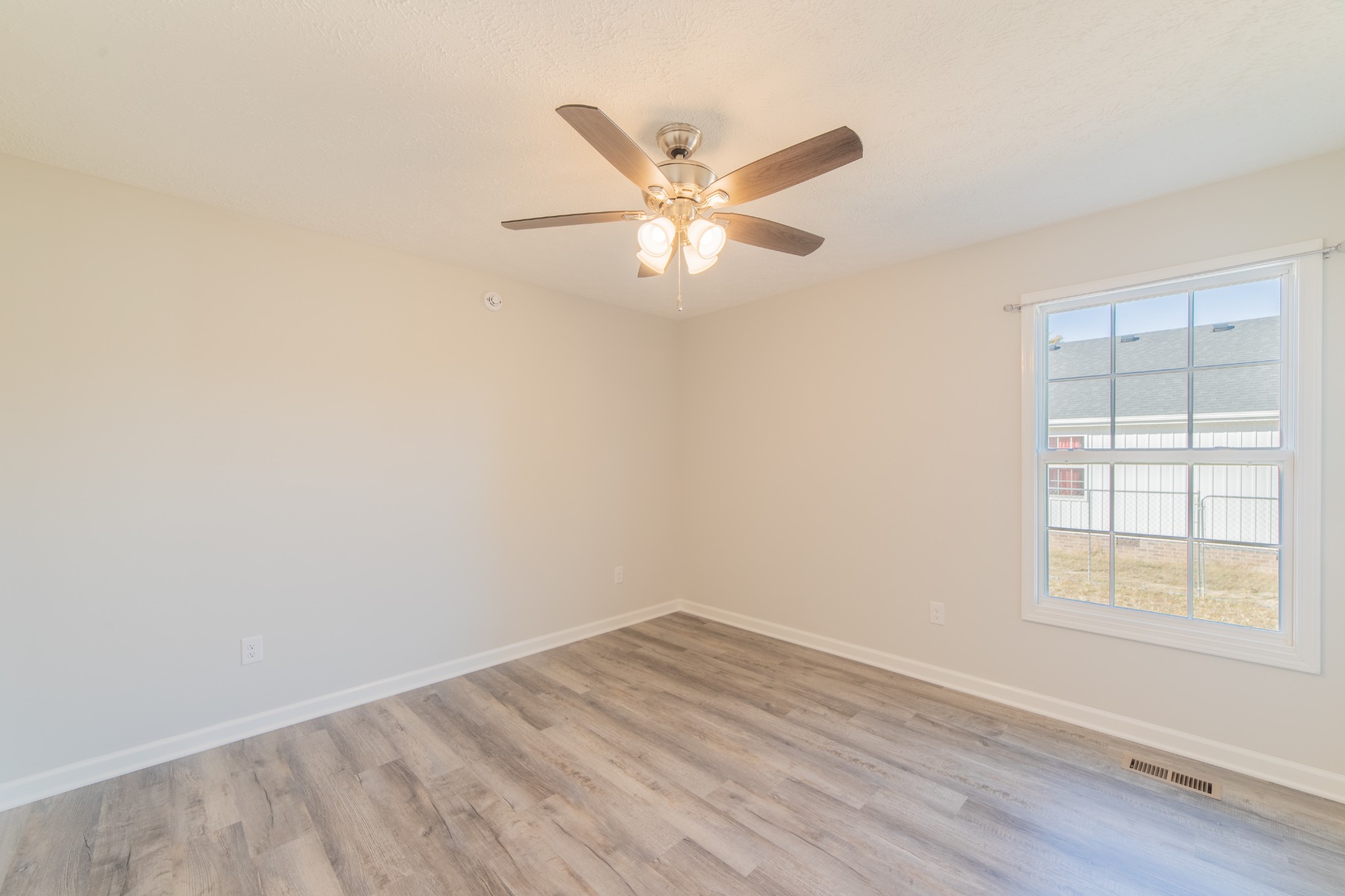 1704 Hills Chapel Road Manchester, TN 37355 - Photo 25 of 40 Gallery Image 25