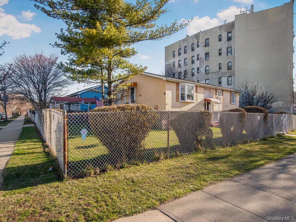 1510 Boston Road Bronx, NY 10460 - Photo 2 of 32