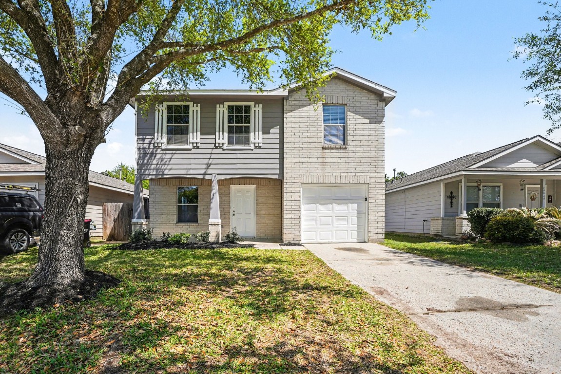 15834 Colonial Bridge Lane Houston, TX 77073 - Photo 2 of 18