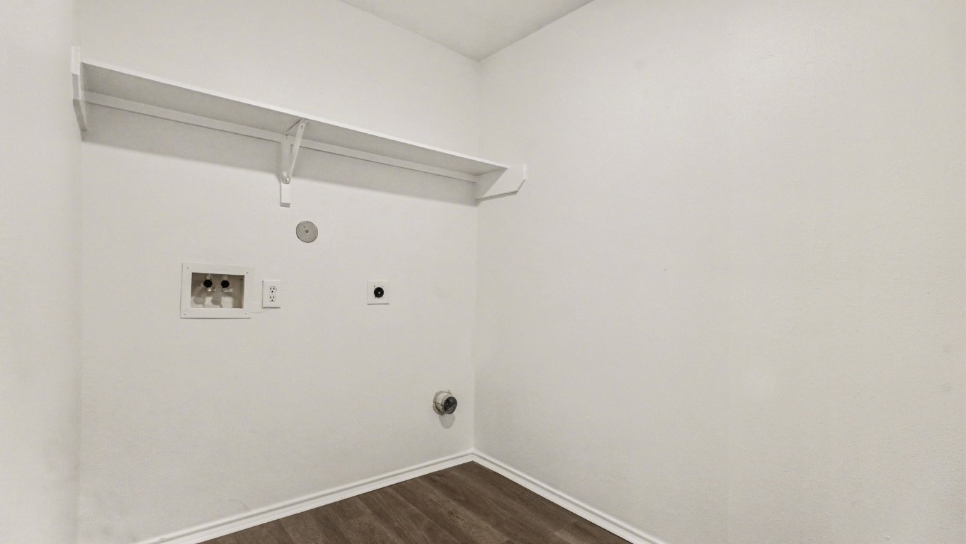 15834 Colonial Bridge Lane Houston, TX 77073 - Photo 9 of 18