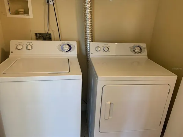 $1,400 | 2007 Dixie Belle Drive, Unit 2007D, Orlando, FL 32812