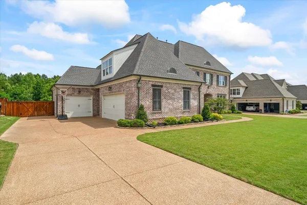 $695,000 | 10480 Mount McKenzie Road, Lakeland, TN 38002